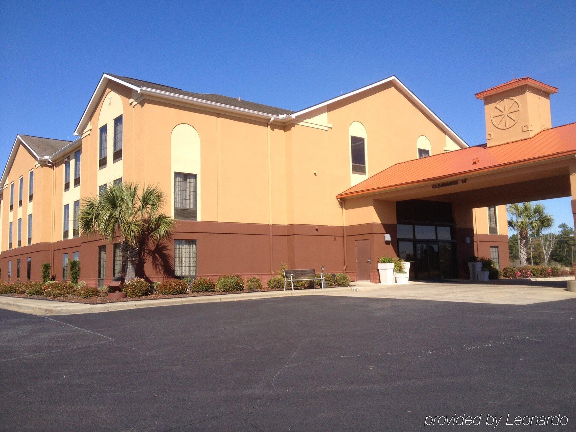 Holiday Inn Express & Suites Milton East I-10, An Ihg Hotel Exterior foto